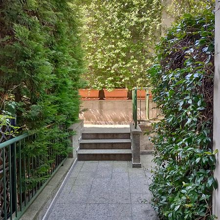 Casa Albertina Grazioso Appartamento Vicino Alla Stazione Monza Zewnętrze zdjęcie